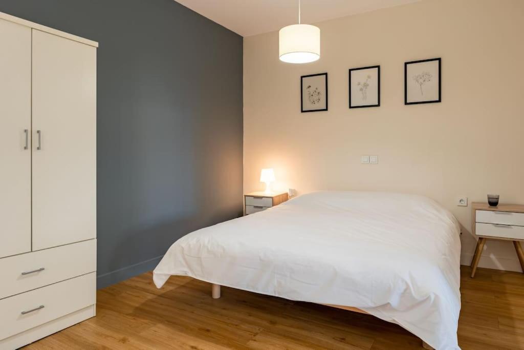 Large Comfy, Modern Studio 5 Min To Acropolis Athens Exterior photo