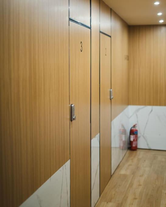 Large Comfy, Modern Studio 5 Min To Acropolis Athens Exterior photo
